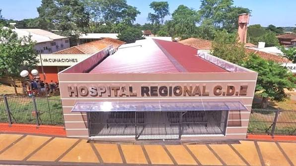 Fachada de Hospital Regional de Ciudad del Este